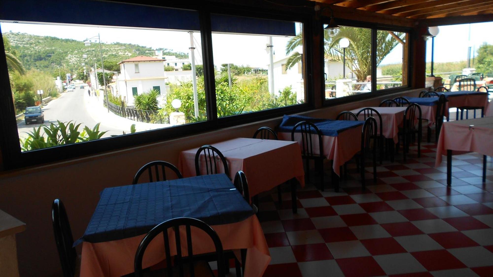 Hotel Piccolo Paradiso Peschici Eksteriør billede