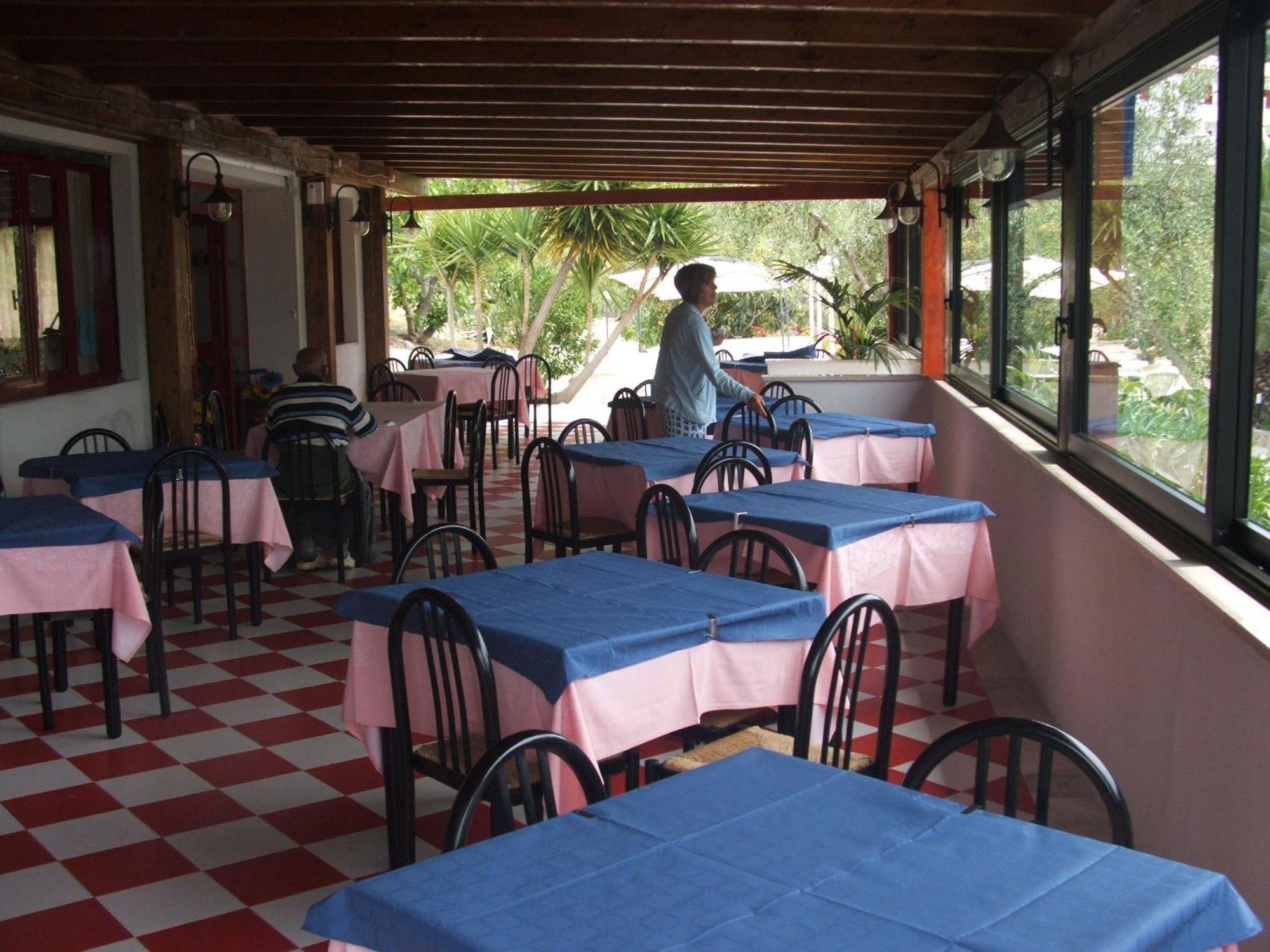 Hotel Piccolo Paradiso Peschici Eksteriør billede